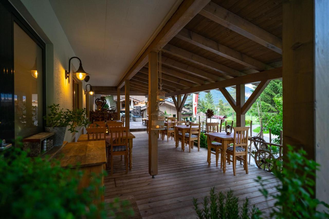 Hotel Landhaus Tirolerherz Sankt Ulrich am Pillersee Exterior foto